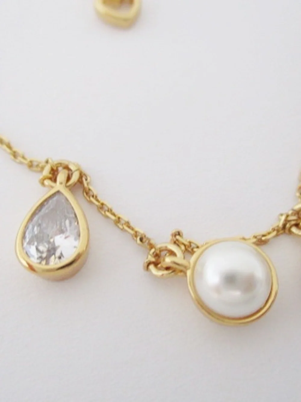 KATE SPADE - Bubbly Bezel Charm Necklace
